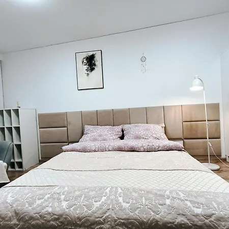 Pokoje Krakow Plus 호스텔