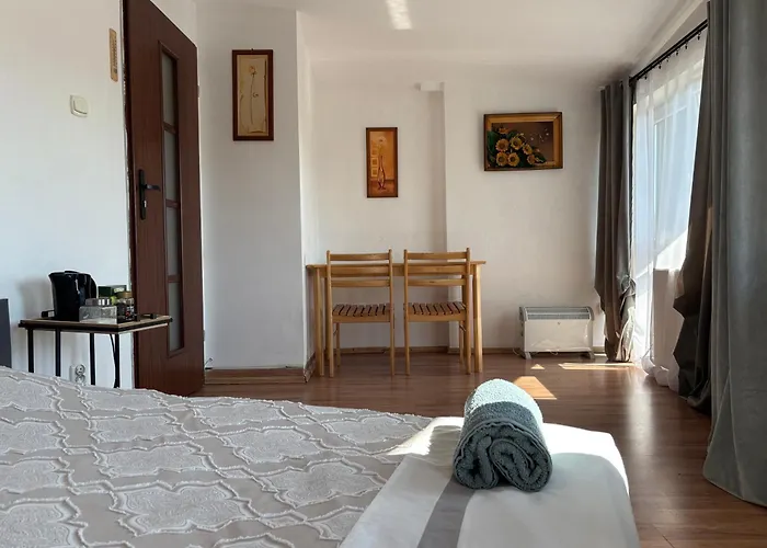 ホステル Pokoje Krakow Plus