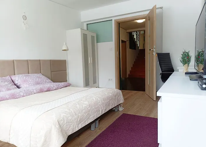 ホステル Pokoje Krakow Plus *